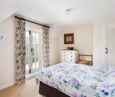 4 bedroom equestrian property to rent - Photo 5