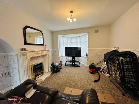 Marston Lane, Attleborough, CV11 - Photo 3