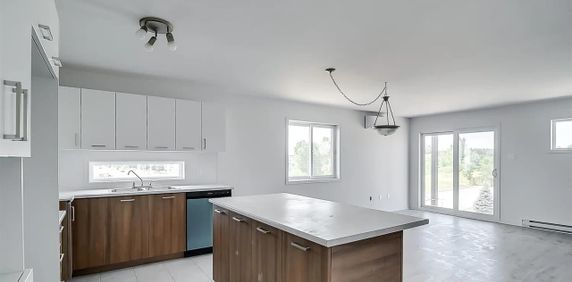 Unnamed Building (Aylmer) Super Appartement 3 Chambre - Photo 2