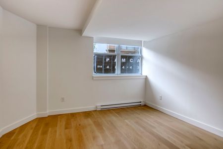 10 Rosemount Avenue - Photo 3
