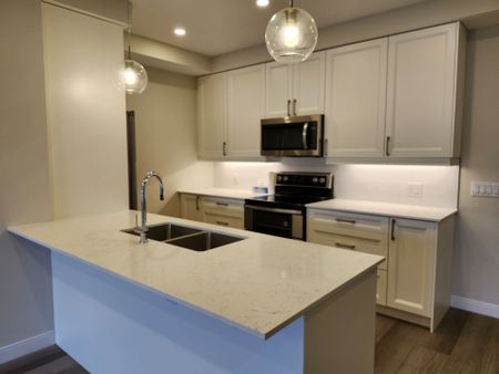 For Lease - 118 West Street Unit# 402, Port Colborne, Ontario - Photo 2