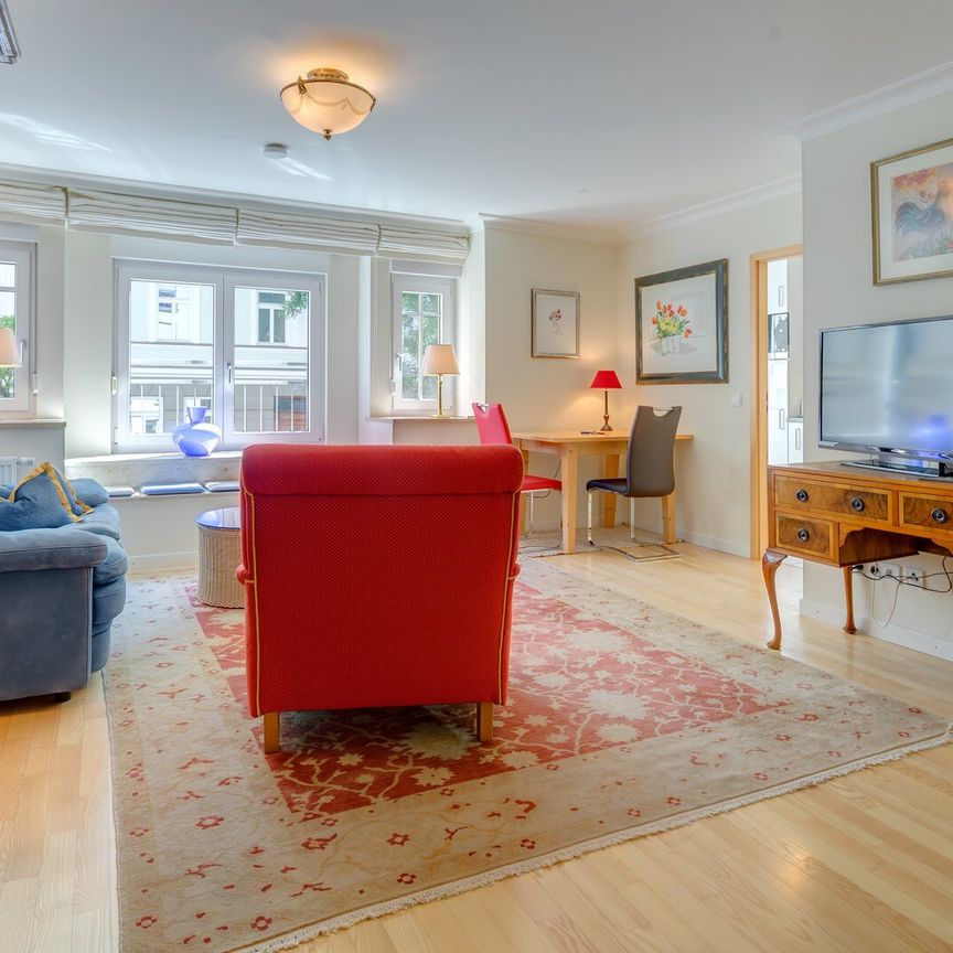 Temporary living in the popular district of Neuhausen - Photo 1