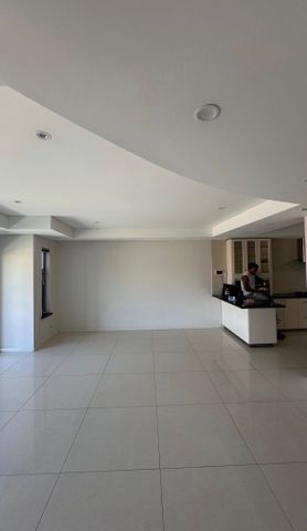 Scarborough - Photo 2