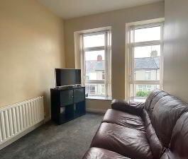 **student Property**, 19a Rosemount, Derry, BT48 0HH - Photo 1