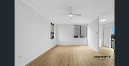 Freshly Renovated 2-Bedroom Home in Seven Hills! - Photo 5