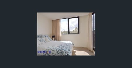 Conveniently located Luxurious apartment with beautiful views - Photo 4