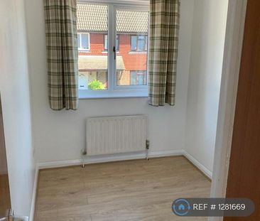 3 bedroom detached house to rent - Photo 5