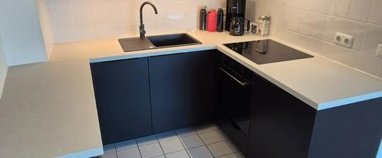 Helle, frisch renovierte 2-Zimmer-Wohnung in zentraler Lage - Foto 1