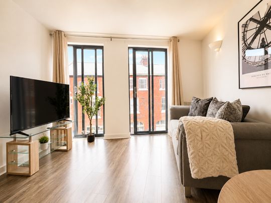 1 Bed Flat, Spencer Point, B18 - Photo 1