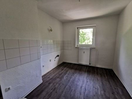 Schöne 3-Zi.-Whg. mit Balkon - Foto 3