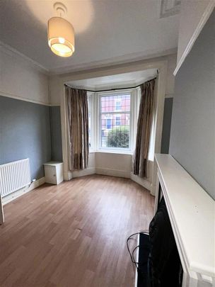 3 bedroom end of terrace house to rent - Photo 1