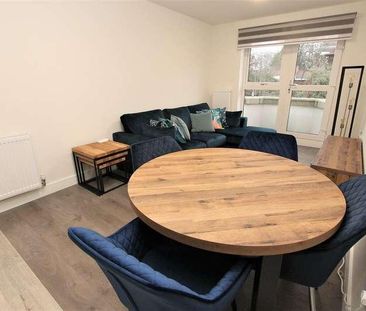 Terreno Court Apartments, Amblecote, Stourbridge, DY8 - Photo 2