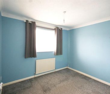 3 bedroom detached house to rent - Photo 4