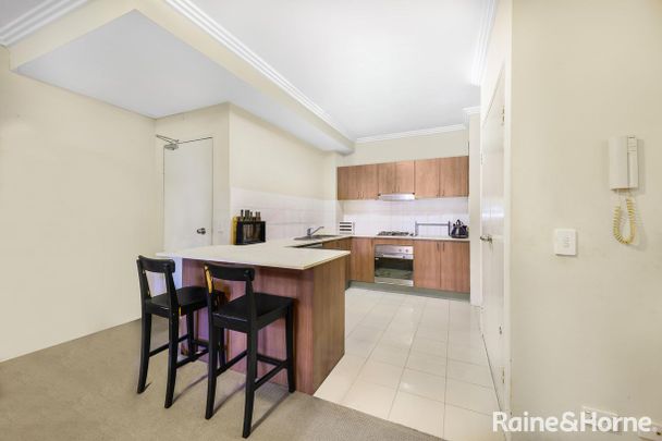 First Floor Two Bedroom Unit With Courtyard - Photo 1