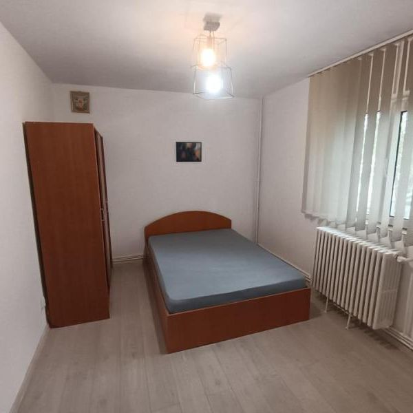 Apartament 1 camera, 28 mp, decomandat Tigarete, Podul Octav Bancila - Photo 1