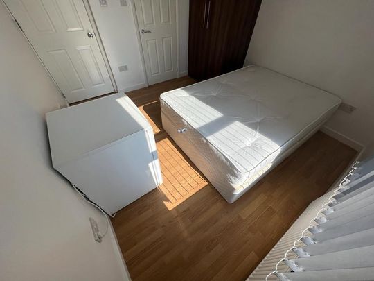 1 bedroom house of multiple occupation to rent - Photo 1