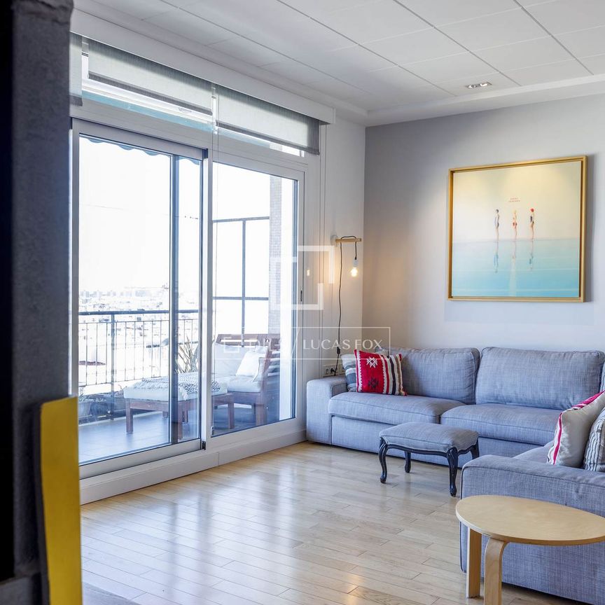 3 Bedroom apartment with 12m² terrace for rent in Sant Francesc, Valencia - Photo 1