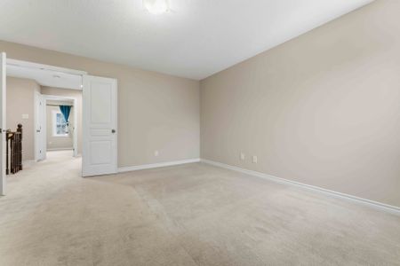 For Lease - 359 Kingbrook Drive, Kanata, Ontario - Photo 4