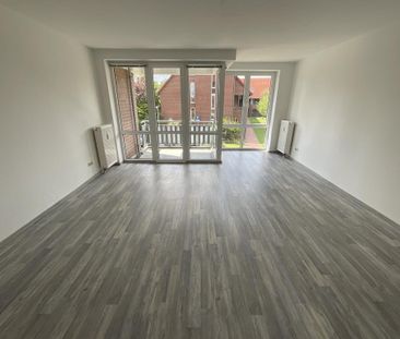 Renovierte 3-ZKB-Balkonwohnung in sehr schöner Anlage in Heppens zu... - Photo 1