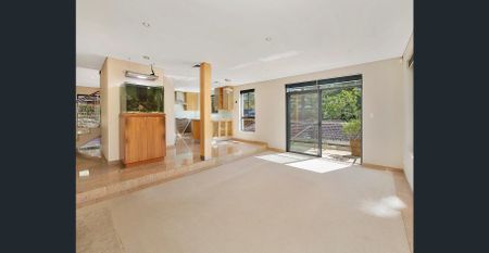 Exceptional Family Home in a Great Location - Photo 3