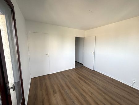 Location Appartement 2 pièces 59m² - Photo 2