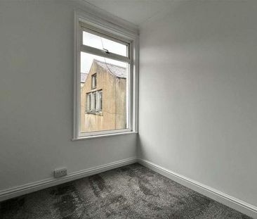 Hoxton Road, Scarborough, YO12 - Photo 2