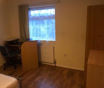 4 bedroom house to rent - Photo 4