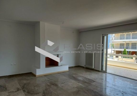 Ενοικίαση κατοικίας, 105 τ.μ., Γλυφάδα, 1.600 € - Photo 1