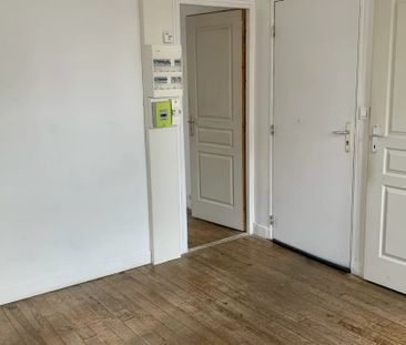 Location Appartement 2 pièces 30 m2 à Saint-Quentin - Photo 4