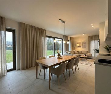 Ruim appartement met tuin en één slaapkamer - Photo 2