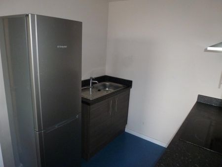 1 bedroom apartment to rent - Photo 4