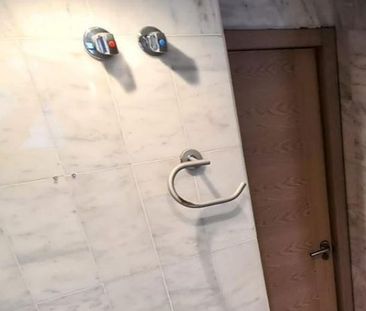 2 bedroom luxury Flat for rent in Nueva Andalucia, Spain - Photo 5