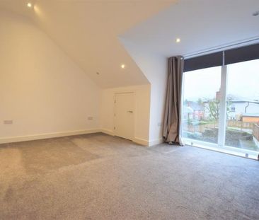 3 Bedroom Terraced To Let - Photo 4