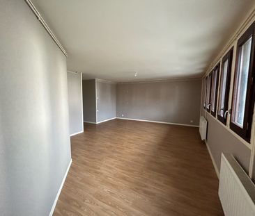 Location Appartement 4 pièces 80 m² La Châtre - Photo 1