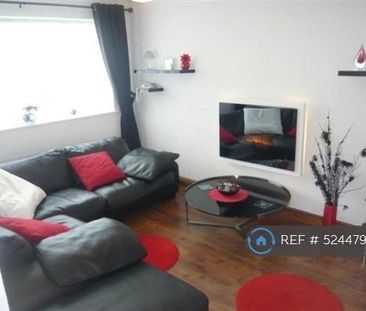 3 bedroom flat to rent - Photo 6