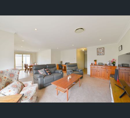 2/49 Harrier Pde, Calala, NSW 2340 - Photo 4