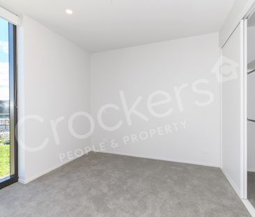 2 Bedrooms + Secure car park at the Heart of Albany - Photo 6