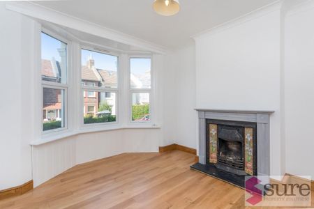 4 bedroom terraced house to rent - Photo 5