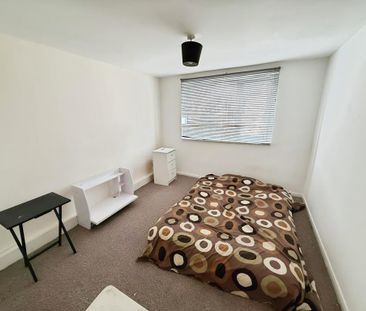 2 bedroom terraced house to rent - Photo 6