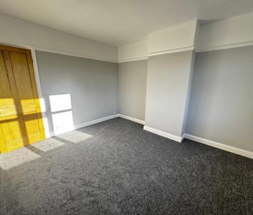 2 bedroom townhouse to rent - Photo 3