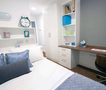 Silver Ensuite - Photo 3