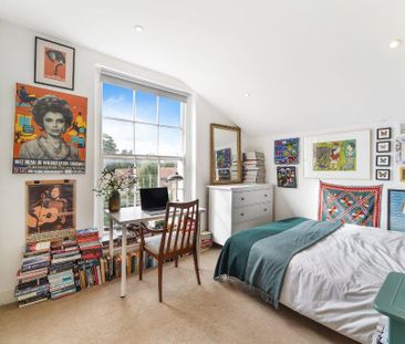 3 bedroom flat to rent - Photo 6