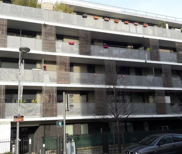 location Appartement T2 DE 48.2m² À CHEVILLY LARUE - Photo 1