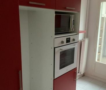 Appartement 3 pièces 65m2 MARSEILLE 9EME 846 euros - Photo 5