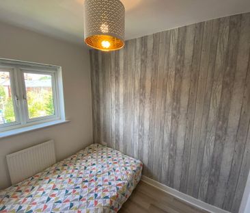 4 bedroom townhouse to rent - Photo 6