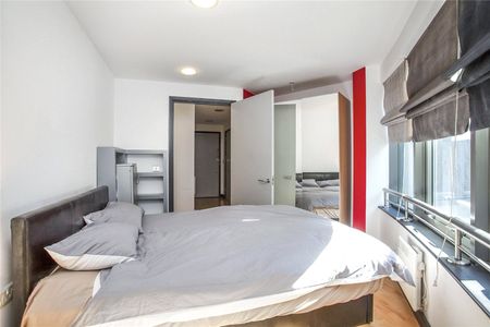 Garden Walk, London, EC2A 3EW - Photo 4