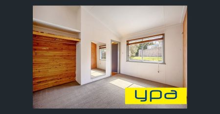 Boho Coastal Retreat with Large Yard - Photo 4