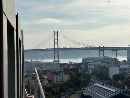 2 bedroom luxury Apartment for rent in Lisbon, Portugal - Photo 2