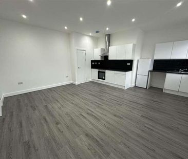 Shirley Road, Southampton, SO15 - Photo 1