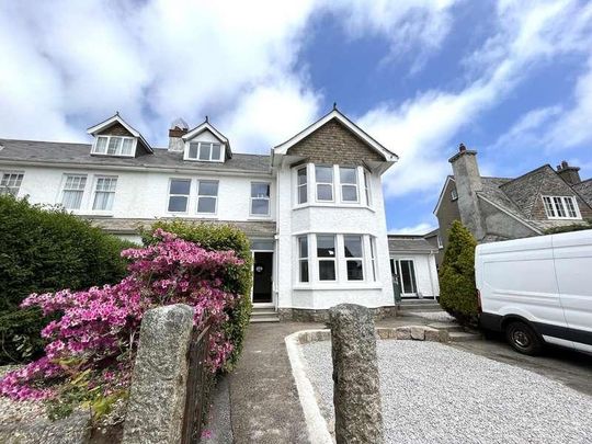 Kings Avenue, Falmouth, TR11 - Photo 1